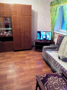 Сдается комната-студия 16кв.м. на 3/17дома по ул.Урицкого
