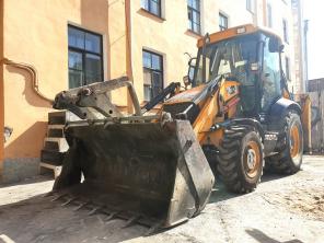 JCB 3CX б/у экскаватор-погрузчик 2010 года