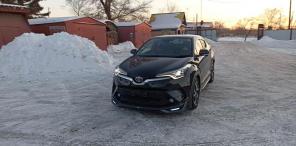 Toyota C-HR, 2018 год