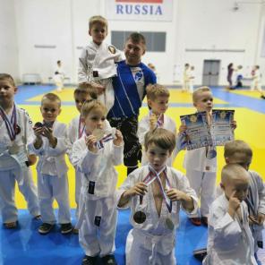 Сеть спортивных клубов Эквит по АРБ и смешанным единоборствам