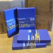   dvcam, betacam sp, digital betacam, dvcpro, hdcam, minidv, imx, xdcam, dvd + - r /rw, cd - r/rw  .