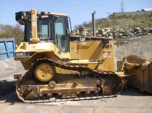 Бульдозер CATERPILLAR D6M Год выпуска:2000