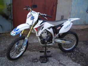  YZ250