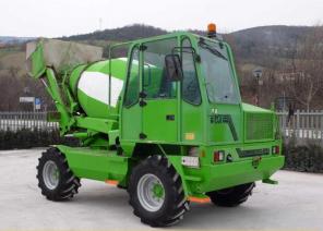 Мобильный бетоносмеситель Merlo DBM 2500 EV
