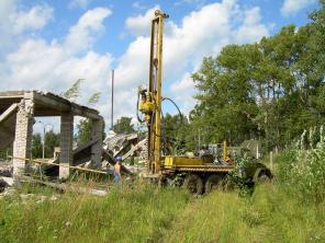 Продам буровую установку УРБ-2а2 на шасси ЗИЛ-131