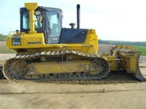 Бульдозер Komatsu D61 PX-15