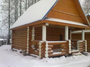 Изготовим срубы домов и бань.