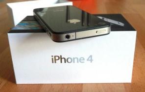 Apple iPhone 32GB 4 Черный Unlocked Original...$300usd