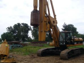 Продаем Буровая установка Sany SR220 по лучшей цене 700000 USD