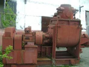 Продаем смесители (клеемешалки) ЗШ-1000, ЗШ-400.