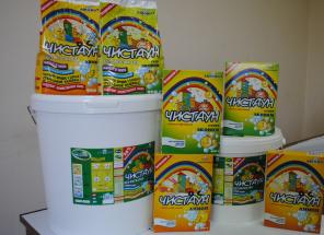 Бесфосфатный стиральный порошок "Чистаун"