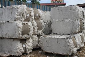 Продается обтирочные материалы,синтепон,марля,вафельное полотно и тд