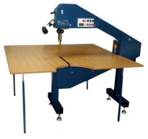 ��������� ���������� ������ Rexel R1000 �� �������������