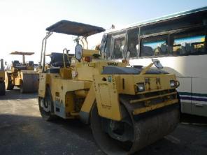 Каток SAKAI SW650, 2002 год