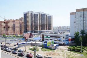 Казань.ПРОДАЕТСЯ 4-х комнатная квартира с мебелью и техникой. ГАРАЖ в ПОДАРОК ГСХ «АСХАР» на Минской 20 кв м на 3 этаже.