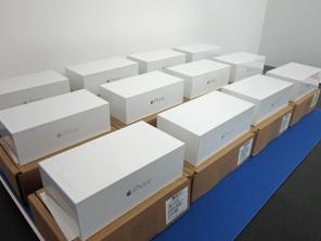 IPhone 6, 5S,Galaxy S6, S6 Edge, Playstation 4 в наличии