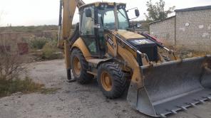 Продаю Экскаватор-погрузчик Caterpillar 432F 2012 год