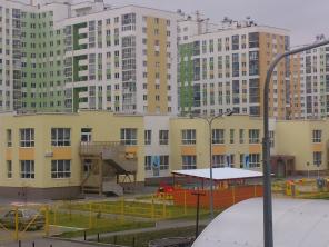 Продам квартиру в г. Екатеринбурге район Академический Студия 21. 2 м2 на 2 этаже 17-этажного монолитного дома.
